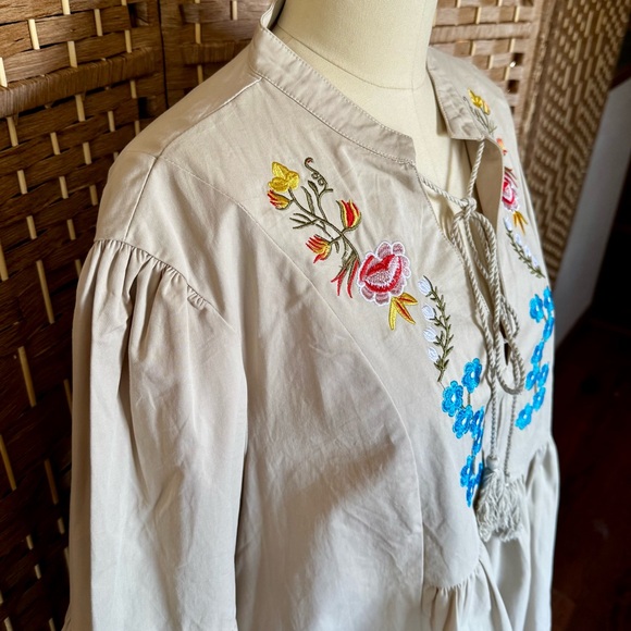 NWOT tan boho mini dress w/ placement embroidery XL - Picture 3 of 10